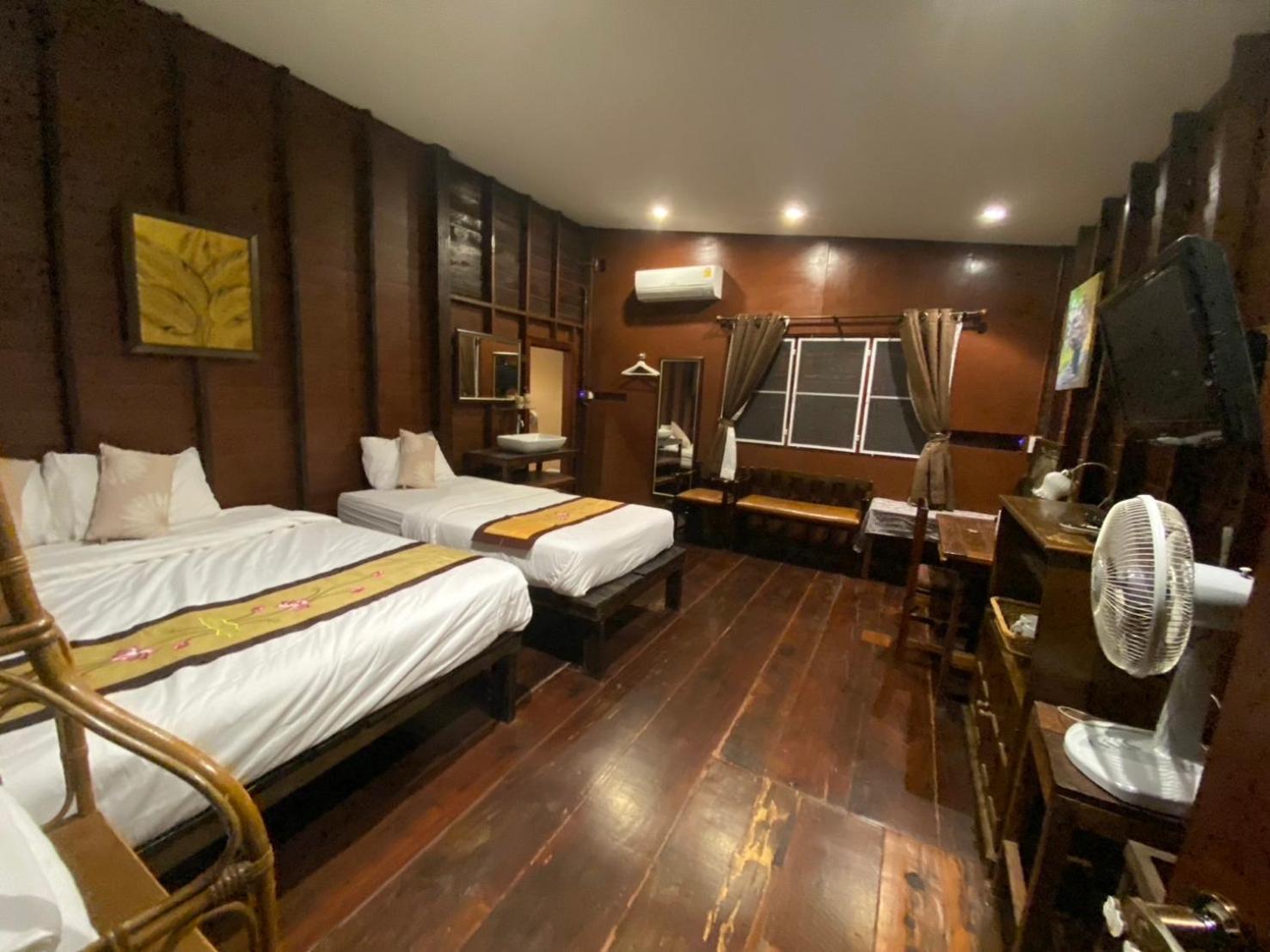 Reuan Vilawan Ratchaburi Exterior foto